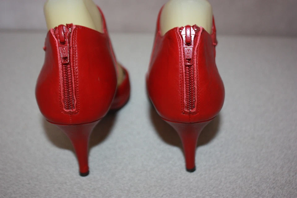 SAN MARINA Escarpins Pointus Cuir Rouge T 39 TBE - Photo 4/4