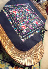 PIANO SHAWL SILK EMBROIDERED LONG FRINGE MANTON SHAWL BLACK VTG. NEW WITH TAG
