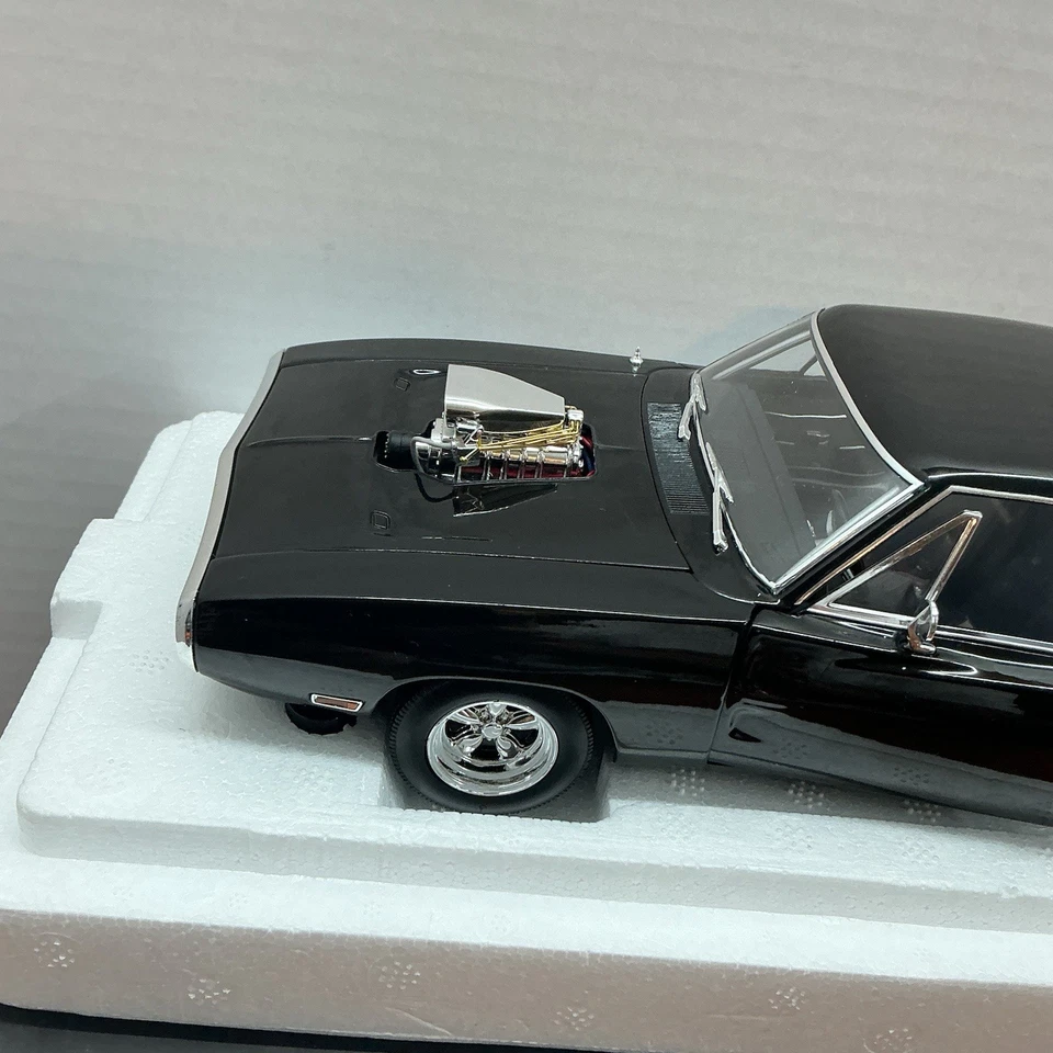 Excellent Hot Wheels Dodge Charger 1970 Fast & Furious 1/18 Dom Car RARE - Image 4 of 4