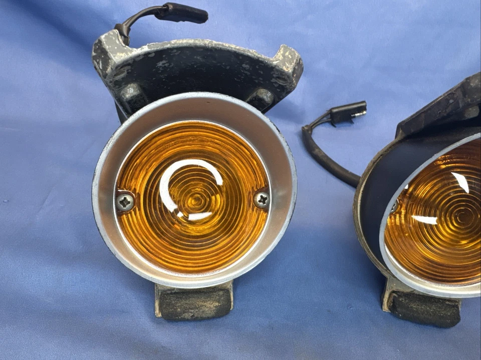 Dodge Coronet 1968 69 par original conjunto de luces de estacionamiento de giro delantero Foto 3 de 4