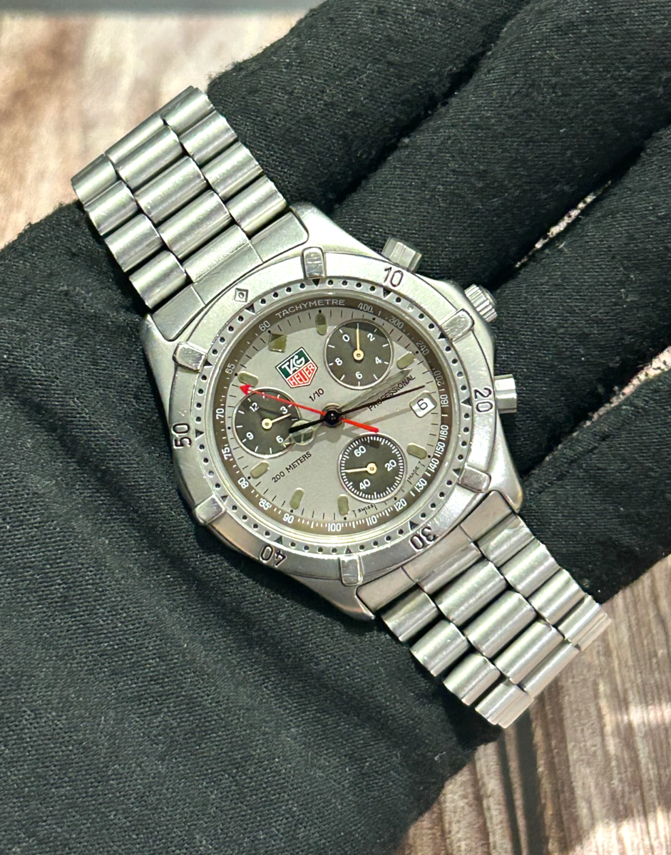 TAG Heuer 2000 CE1111 Quartz Chronograph Gray Dial Professional