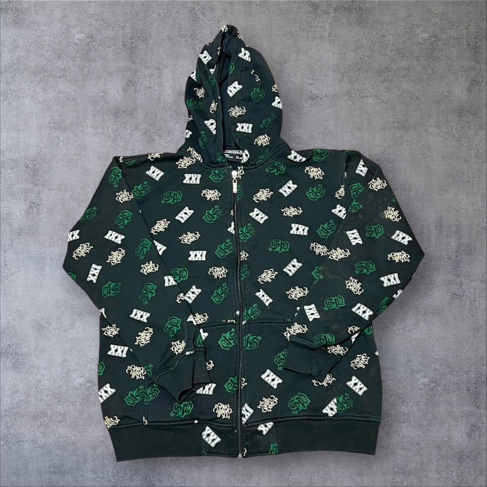 Vintage Y2K Southpole “Hip Hop Graffiti” AOP Zip Up Hoodie Sweatshirt/ Sz: XL