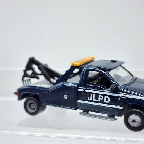 Johnny Lightning JLPD Blue Ford F-Series Super Duty Tow Truck Wrecker LIMITED ED - Picture 4 of 11