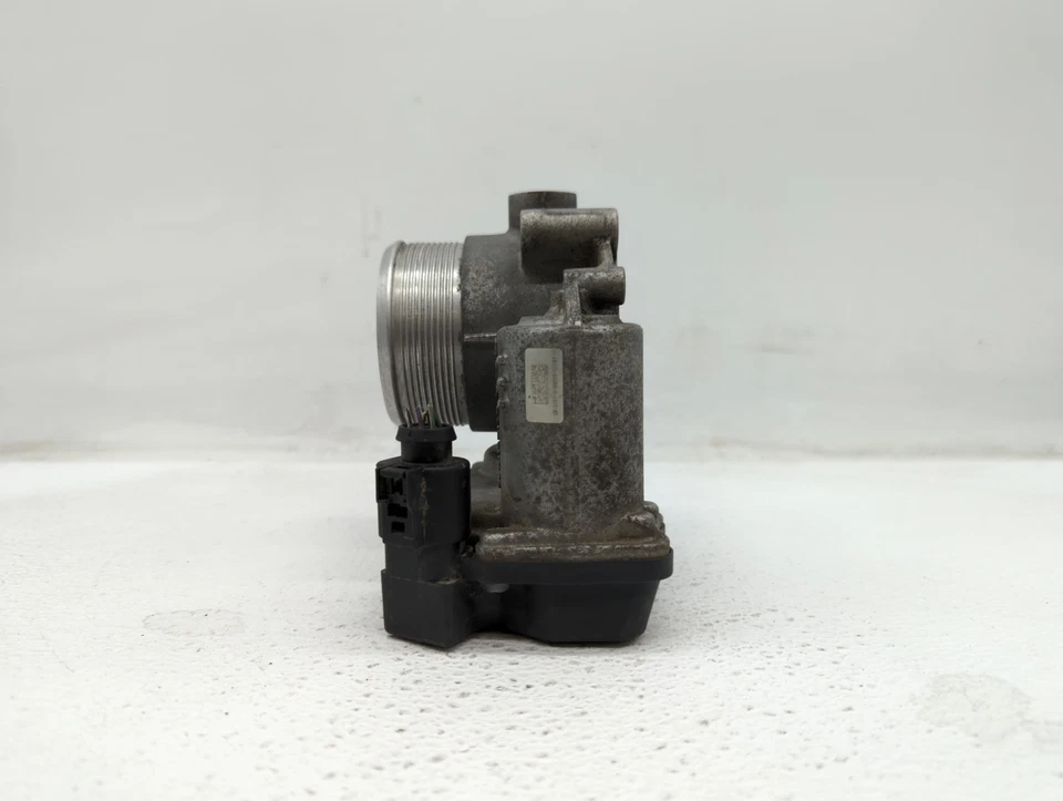 Audi A4 2005-2016 carrocería del acelerador LGJKC Foto 4 de 4