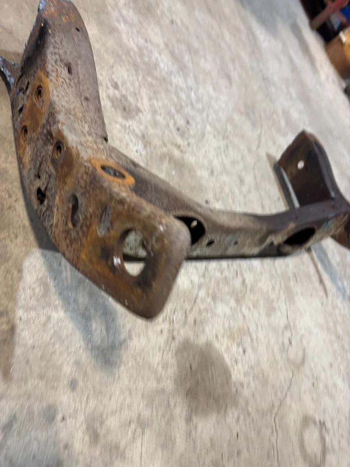 Ford Galaxy Country Squire Ltd 1965 1968 Mercury cuadro delantero bocinas travesaño Foto 2 de 4