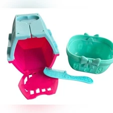 Scruff N Love Little Live pets playset: carrier, comb and basket set, no pets