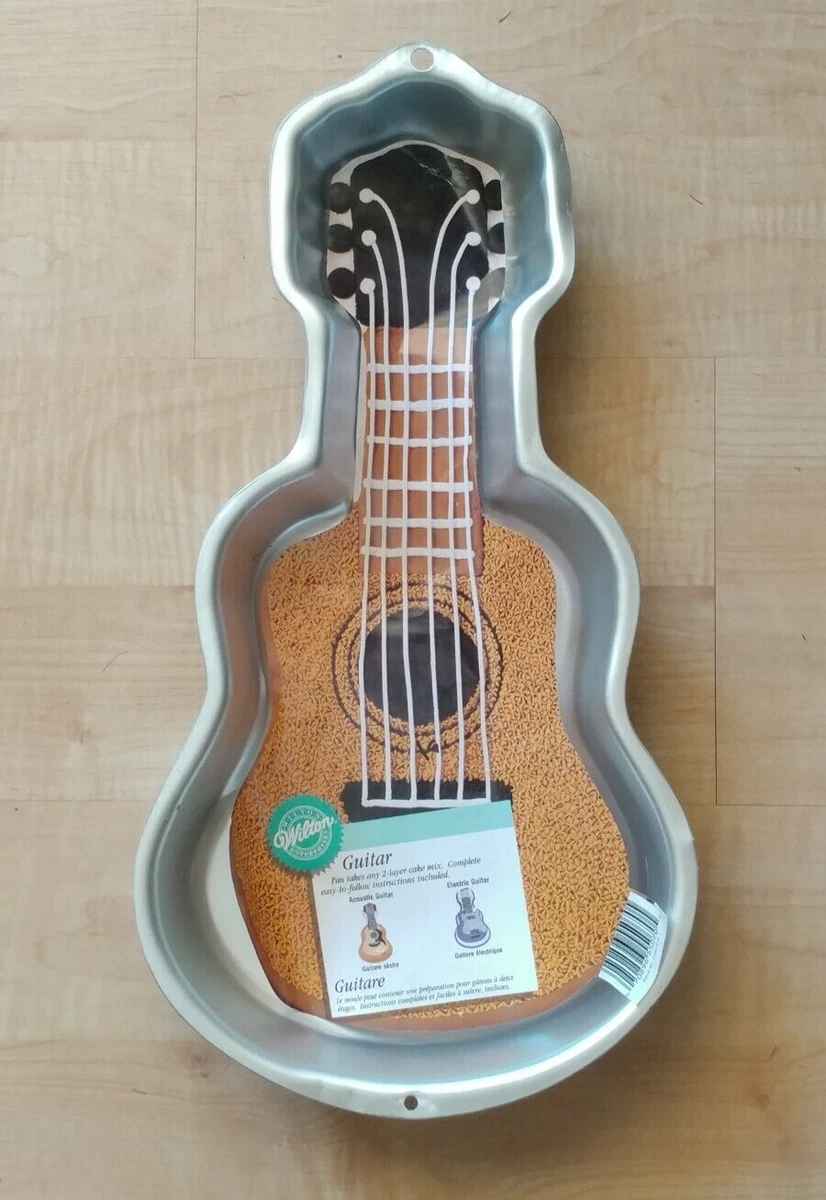 Wilton guitar top cake pan
