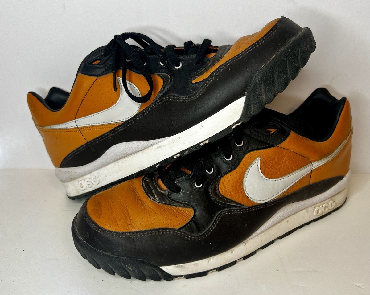 air vapormax black and orange