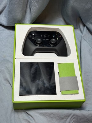 Google Nexus Player 8GB Android TV Streaming Media Player W2 + Game Controller