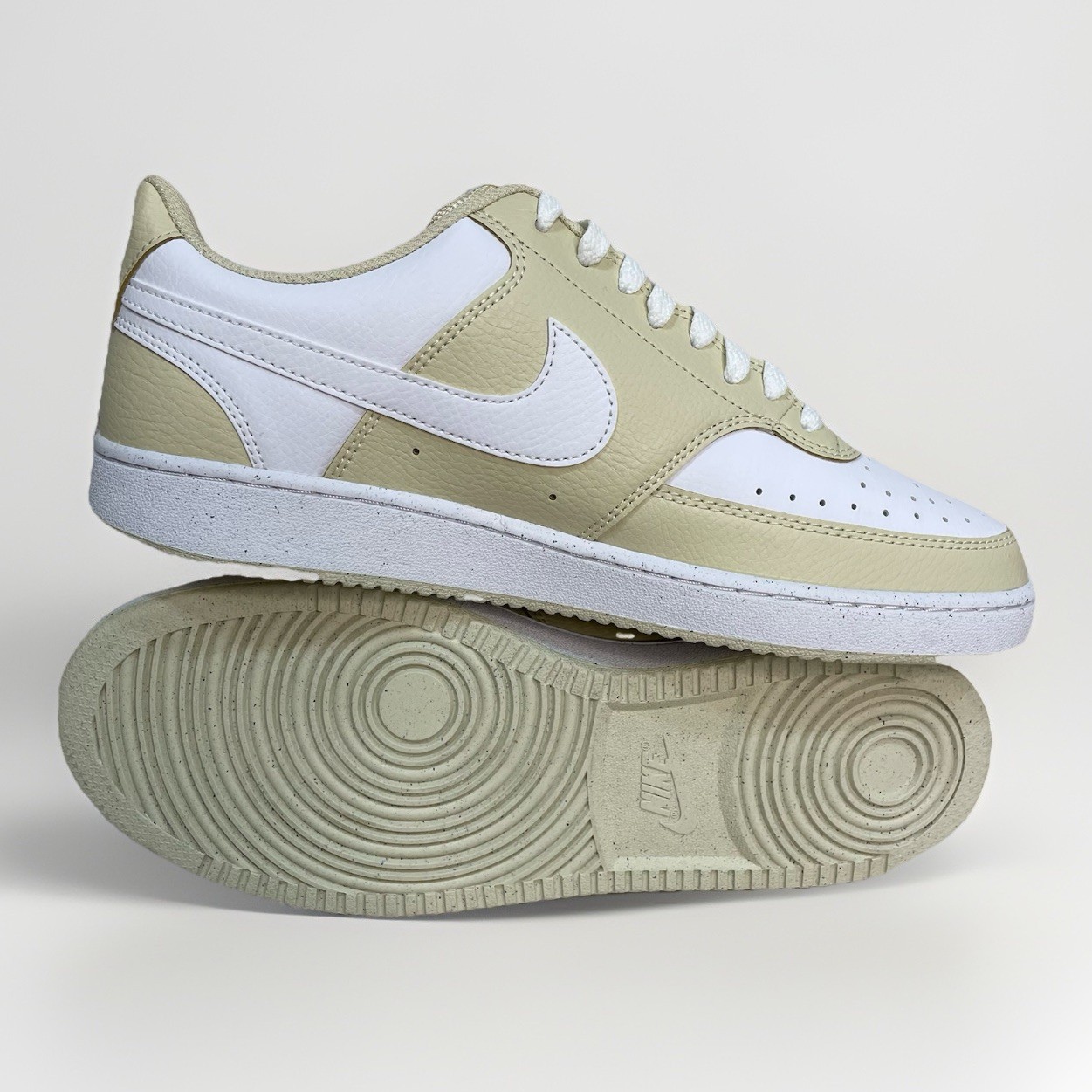Nike Court Vision Low HM9862-200 Light Khaki White Tennis Gym Shoes Men 8 New thumbnail 5