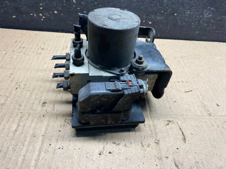 2009 至 2014 凯迪拉克凯雷德 ABS 泵防锁制动模块 V2332 DG — 第 2/4 张图片