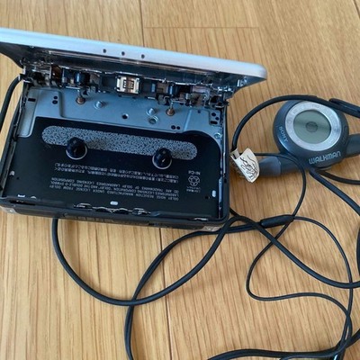 SONY WALKMAN WM-FX877 SONY WALKMAN ポータブルカセップレーヤー WM