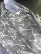 Gray With Arrows Hoodies Breat Cover Up For Breast Feeding