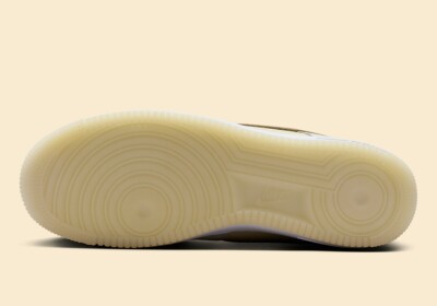 Nike Air Force 1 Low '07 LV8 Coconut Milk Khaki Mens Sports