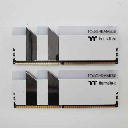 Thermaltake TOUGHRAM RGB White DDR4 3600MHz 16GB (8GBx2) 16.8 Million Color RGB
