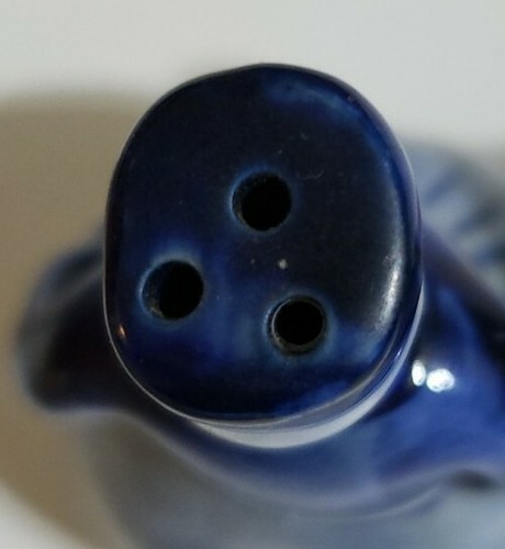 Vintage Dutch Delft Shackers - Picture 6 of 12