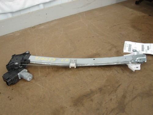 Front Door Regulator SUBARU XV CROSSTREK Left 20 - Picture 3 of 4