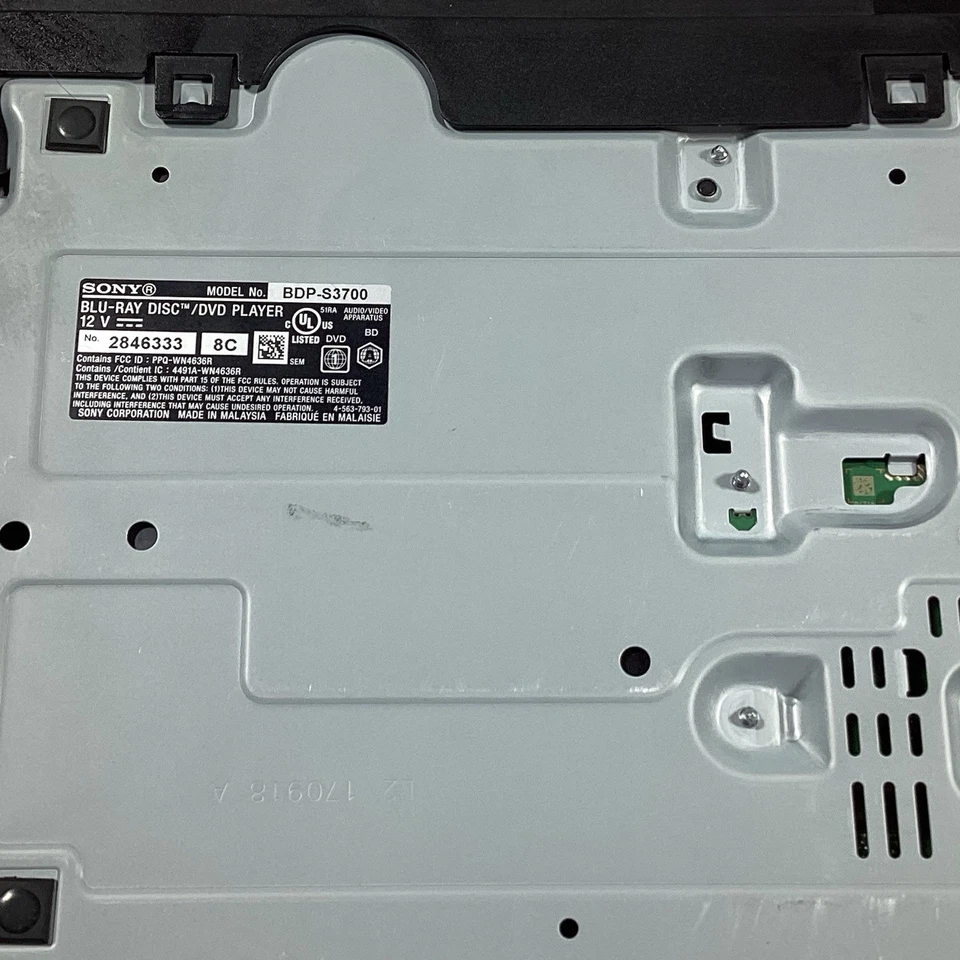 Reproductor de discos Blu-ray Sony BDP-S3200 sin control remoto ni fuente de alimentación Foto 4 de 4