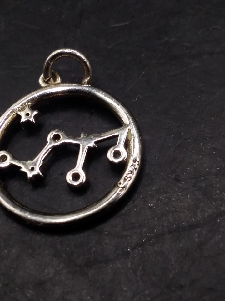 Colgante Constelación Plata 925 Piedras Transparentes Posiblemente Marca Swarovski Fabricante Foto 3 de 4