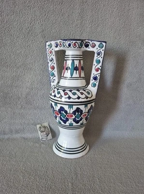 Vase / amphore en terre cuite peint main - Photo 1/4