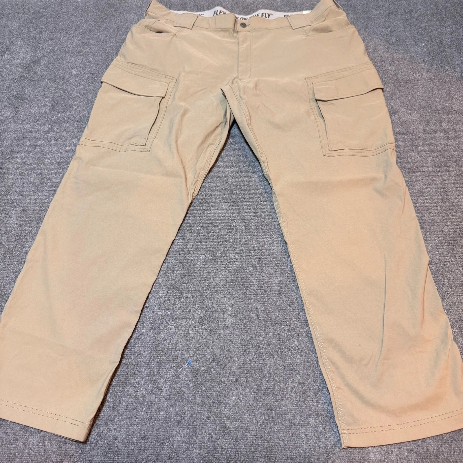 NEW Duluth Pants Mens 44 Khaki Nylon Mid Rise Straight Relaxed Cargo Pockets