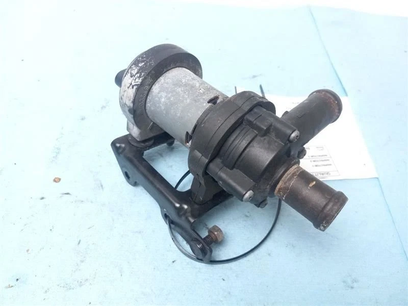 BOMBA DE AGUA BOSCH PARA AUDI Q7 2004 - 2006 2008 - 2010 Foto 4 de 4