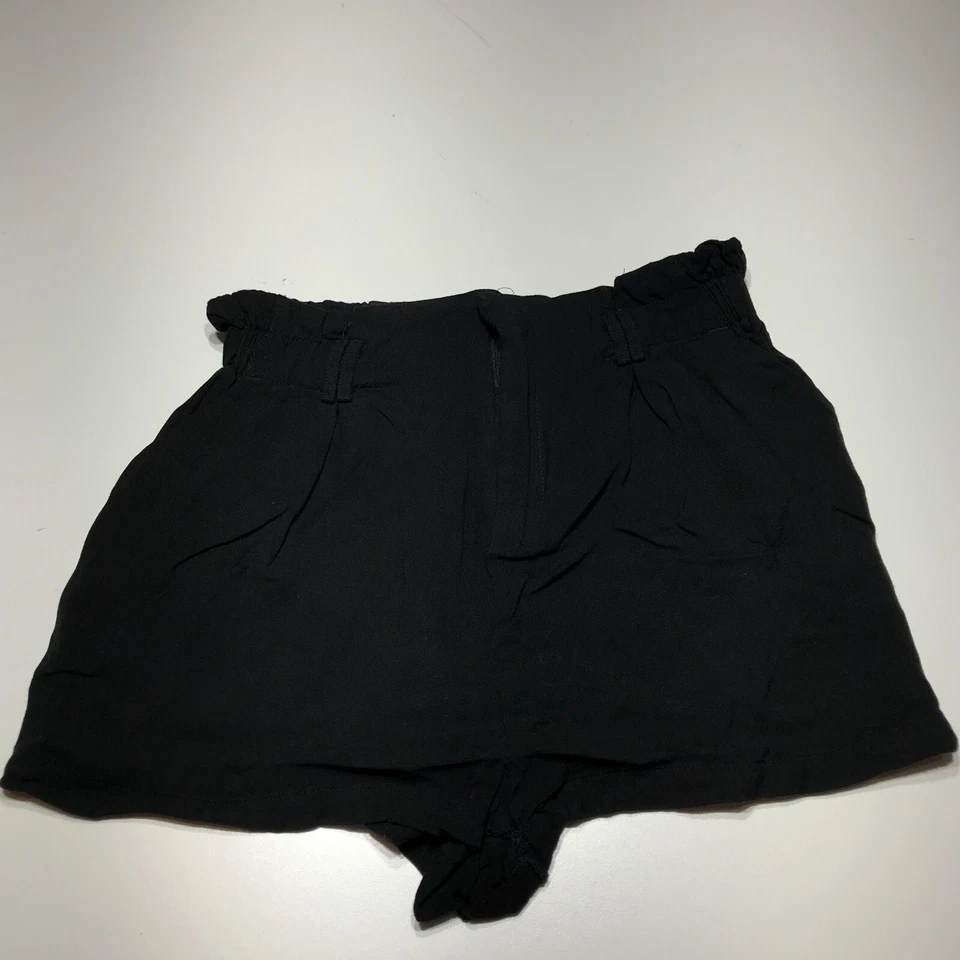 New Look Shorts Womens Size Large Black Paper Bag Waist Lightweight Rayon Fabric - Image 3 of 4