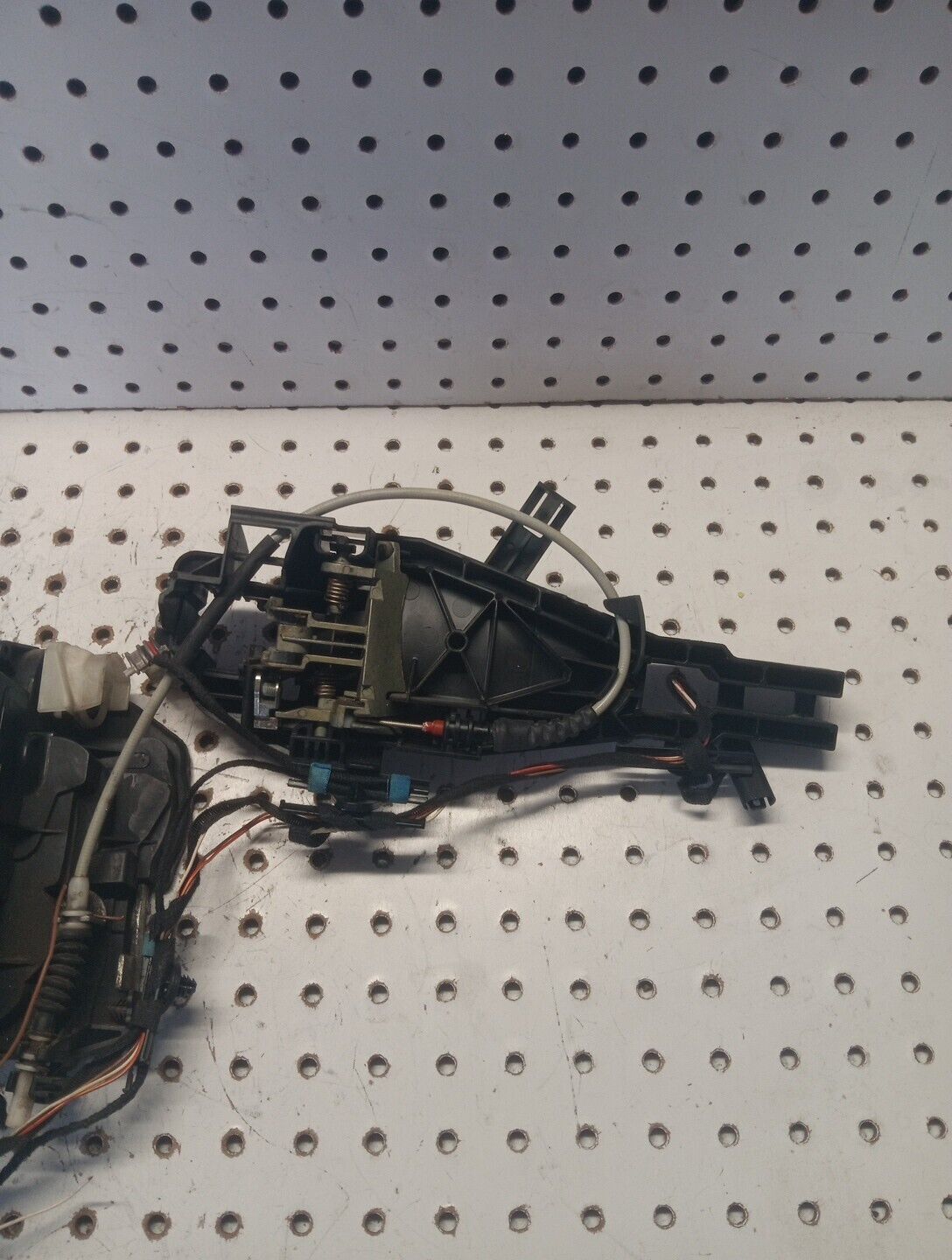 2007-2011 BMW E90 LCI 328i Left Front Door Lock Latch Actuator OEM  