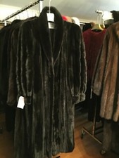 Chicago Fur Mart.size 20 Classic Brand New W/tags Ranch Mink Coat. $12.000.00