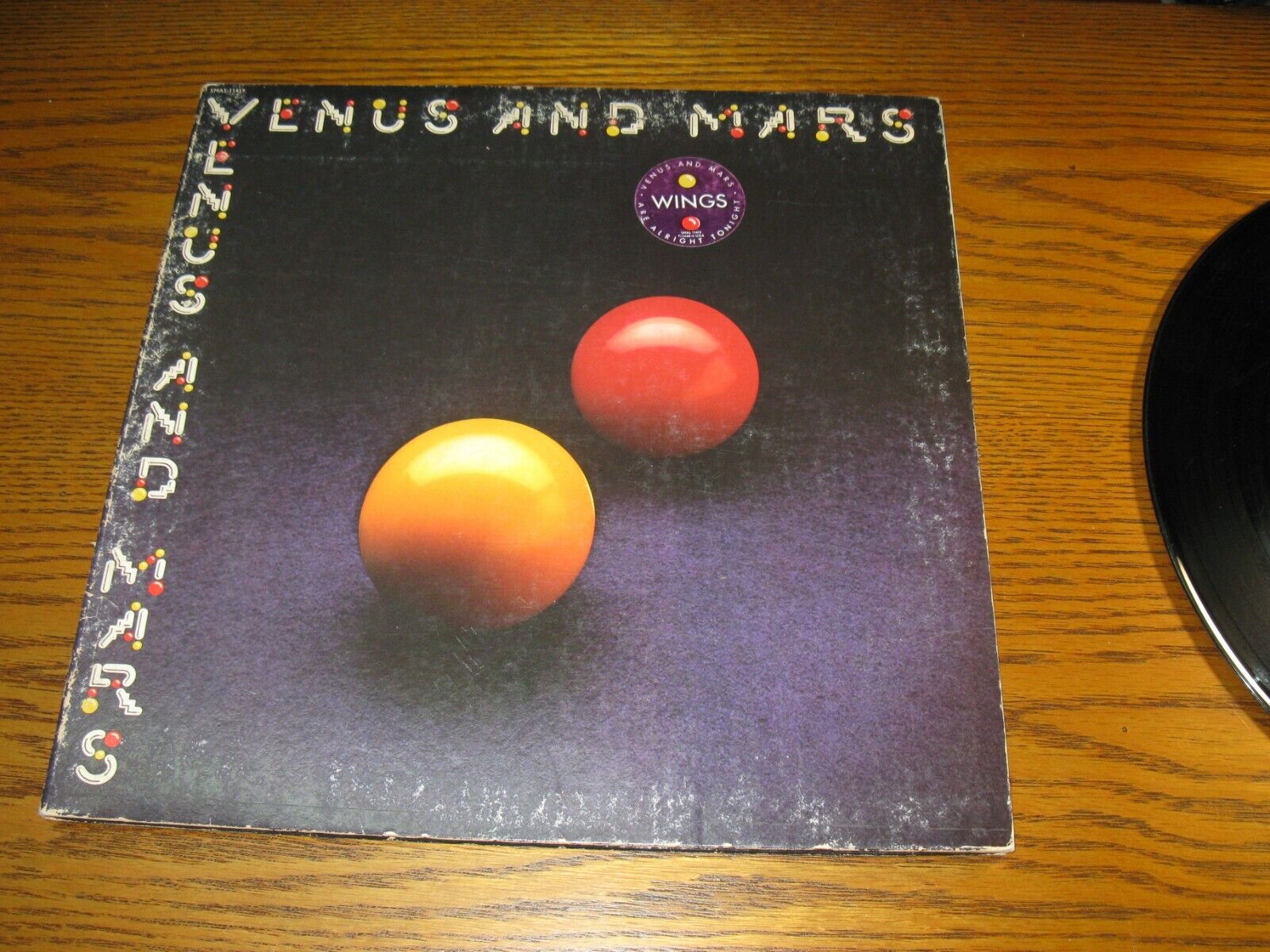 vinyl - The Wings - Venus and Mars - ultrasonically cleaned - new outer sleeve -