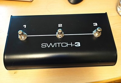 TC-Helicon SWITCH-3 3-Button Floor Footswitch, 1/4'' TRS/TS, Black