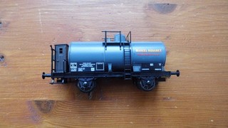 WAGON MARCHANDISES CITERNE 2 ESSIEUX MARCEL ROUANET FLEISCHMANN HO