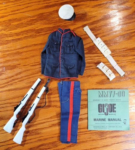 1964 Gi Joe Marine Dress  Set (7710)