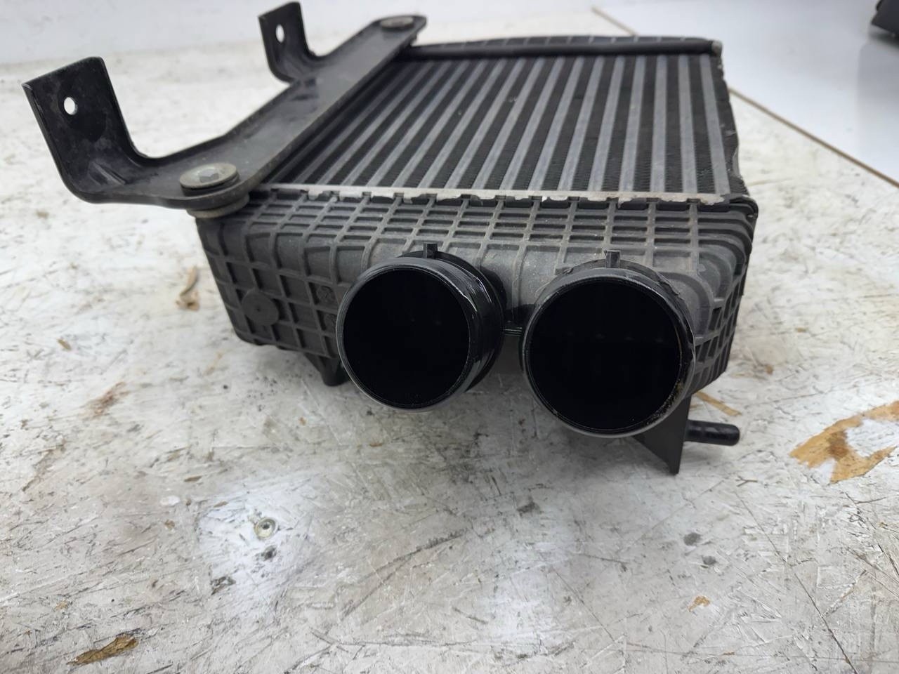 2014-2020 MASERATI GHIBLI 3.0L ENGINE RIGHT SIDE INTERCOOLER INTER COOLER 