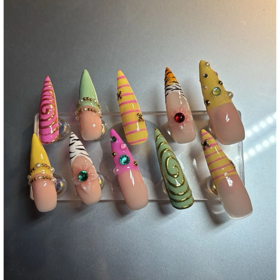 Customized press on nails - Bild 1 von 1