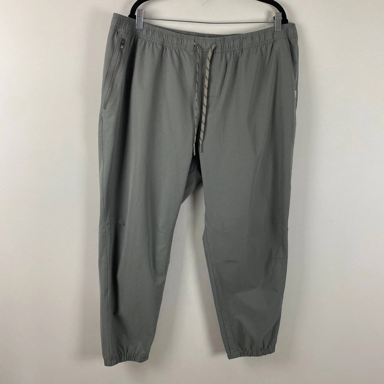 L.L. Bean Multisport Joggers Pants Size XXL x 30" Gray Drawstring Stretch