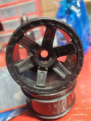 Pro-Line Racing 272803 Desperado 2.8 Black Front Wheel, 2-Pack