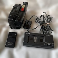 Videocamera Sony Hi8 CCD-TR850 testata con adattatore CA qualità vintage