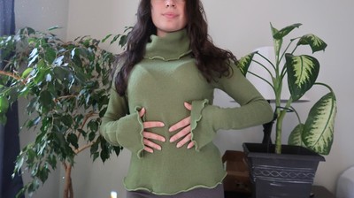 Green Cashmere Turtleneck Sweater by EVOLVE