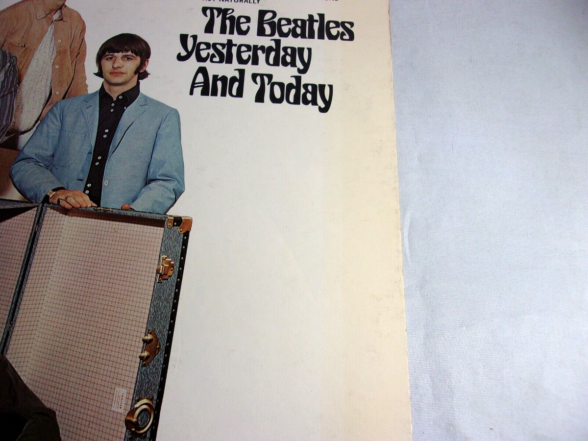 BEATLES BUTCHER COVER 1966 2ND STATE UNPEELED JACKET Capitol BEATLES BUTCHER COVER 1966 2ND STATE UNPEELED JACKET Capitol