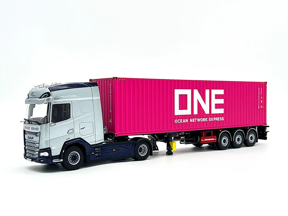 DAF XG+ flex trailer+"ONE" 40ft container "Bernard et Bernard" WSI truck models - Image 4 of 4