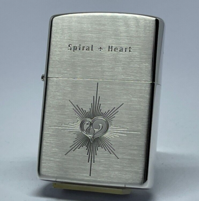 【ジッポーライター】2000年代？Spiral Heart Zippo Oil Lighter Spiral Heart Star Silver Brass Regular Case