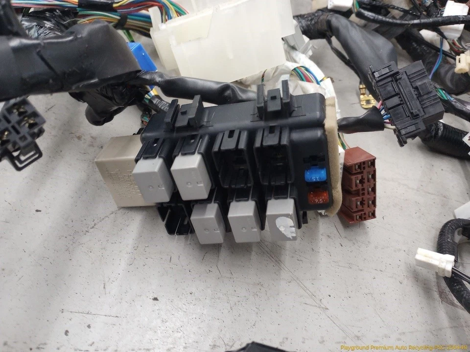 Arnés de cableado de cableado para carrocería de vehículo Subaru Forester 2,5 L 4 cilindros para 09-13 Foto 4 de 4