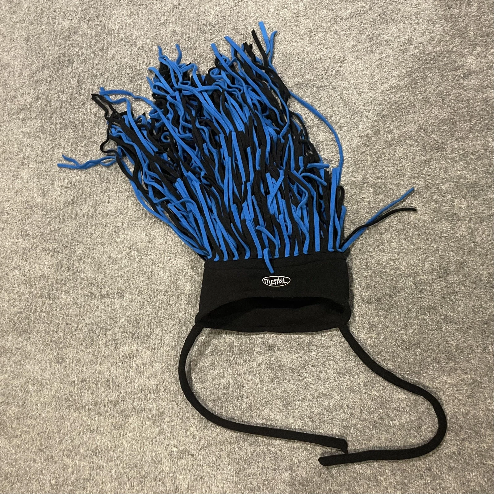 Vintage Mental Long Headgear Dreadlock Hair Beanie Hat Black Blue Snowboard Ski
Opens in a new windo