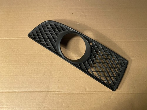 VW Polo 6N2 Abdeckung Gitter Nebelscheinwerfer Stoßstange links 6N0853665C