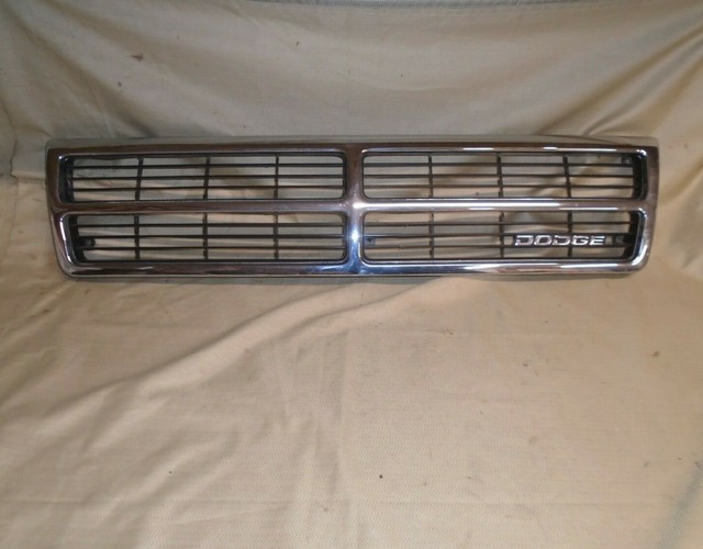 91 92 93 94 95 Dodge Caravan Grille Grill Chrome OEM with emblem eBay