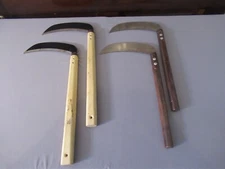 lot of 5 older vintage hand SICKLE sickles POSSIBLY JAPANESE?