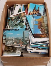 POSTCARDS Massive Pictorial card accumulation to modern era, approx 1500.