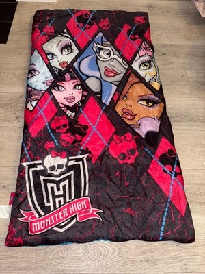Mattel Monster High child's zip-up sleeping bag Excellent Condition 