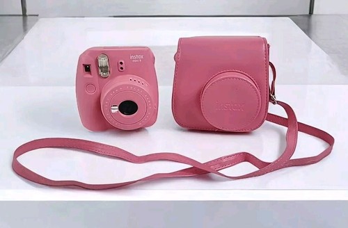 Fujifilm Instax Mini 9 analoge Sofortbildkamera Flamingo Pink mit Umhängetasche VIDEO